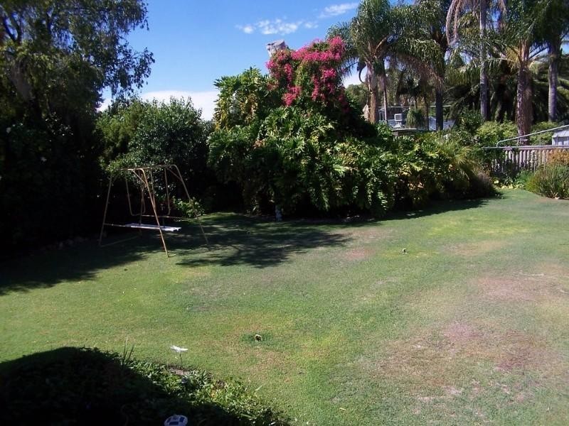 5 Markham Way, High Wycombe WA 6057