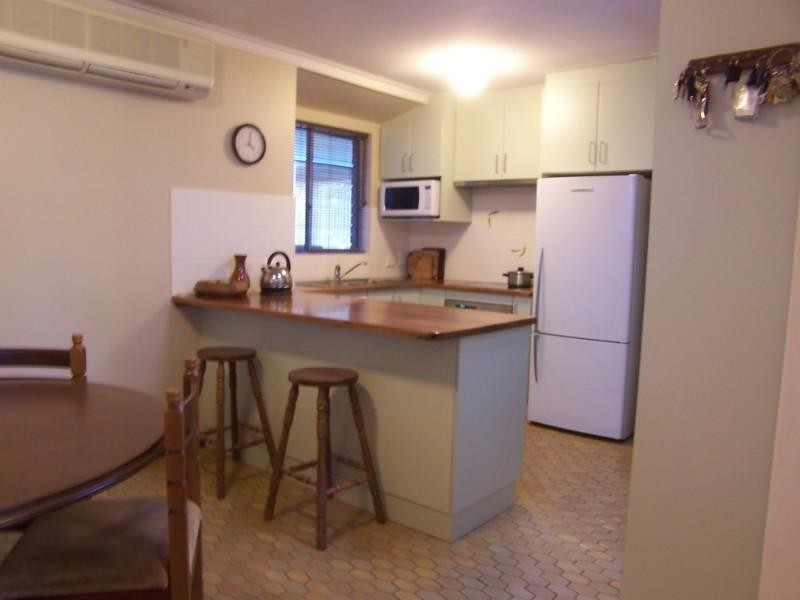 21 Hunter Drive, Lesmurdie WA 6076