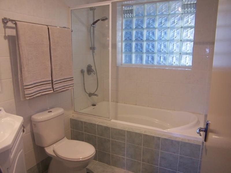 21 Hunter Drive, Lesmurdie WA 6076