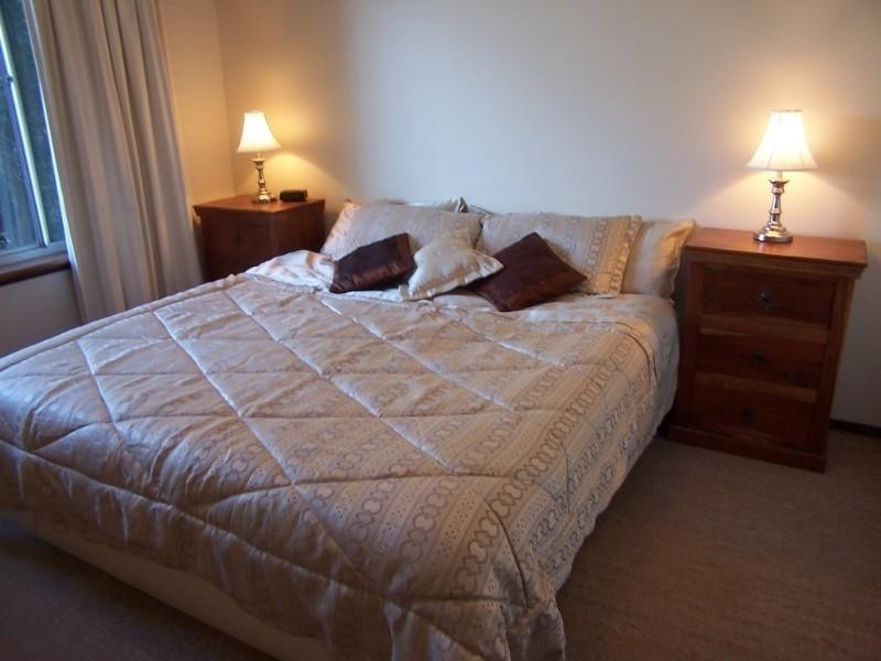 21 Hunter Drive, Lesmurdie WA 6076