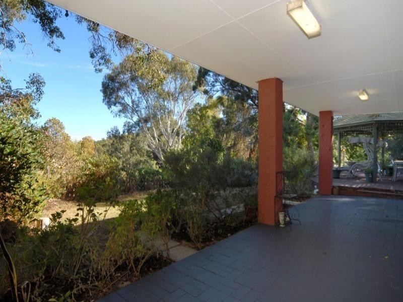 14 Francis Street, Kalamunda WA 6076