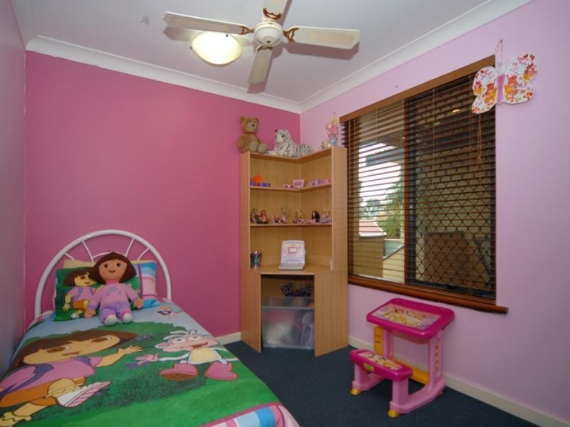 17 Petunia Street, Kalamunda WA 6076