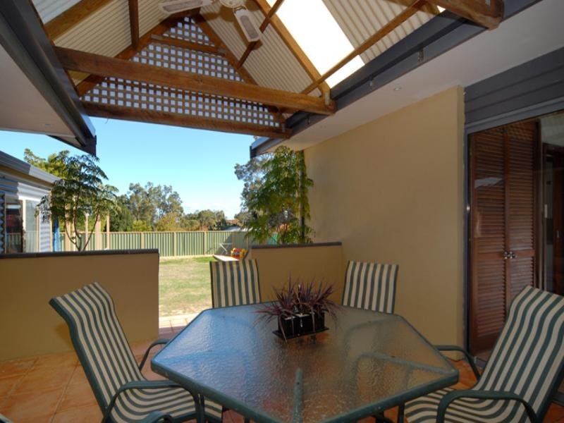 17 Petunia Street, Kalamunda WA 6076