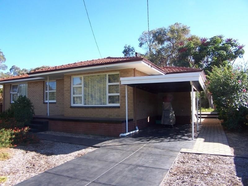 20 Corella Street, Lesmurdie WA 6076