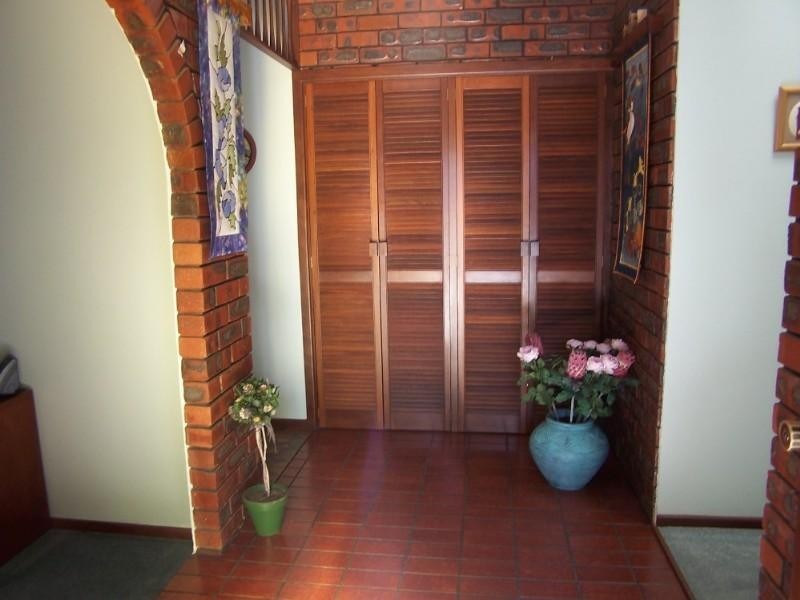 15 Sampson Road, Kalamunda WA 6076