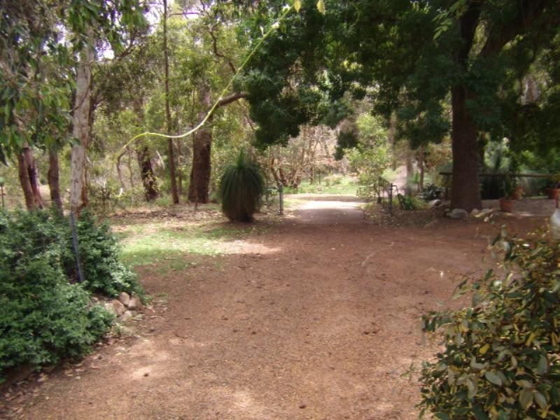 19 Gooseberry Hill Road, Gooseberry Hill WA 6076