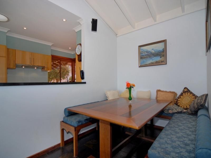 17 High Peak Place, Lesmurdie WA 6076