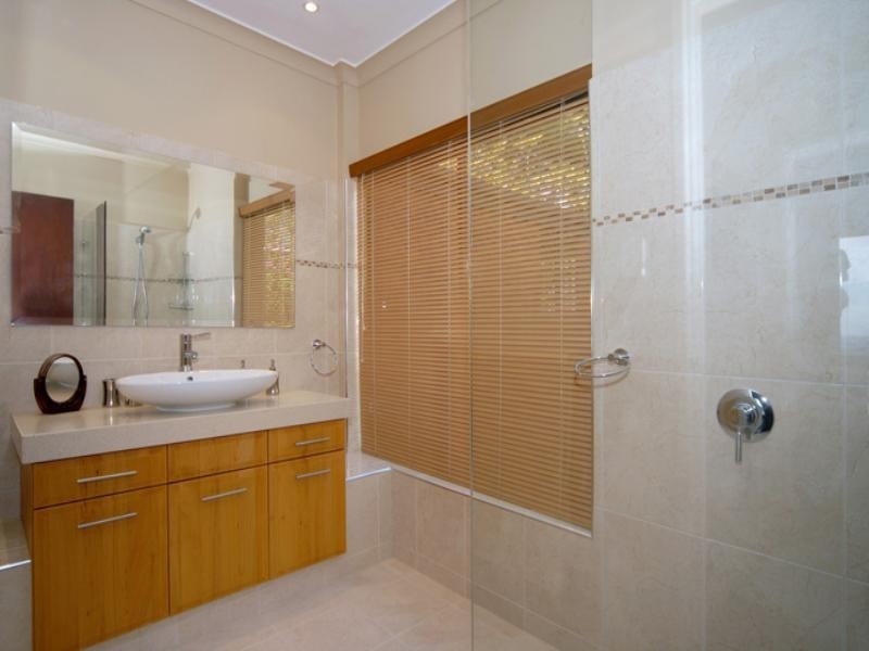 17 High Peak Place, Lesmurdie WA 6076