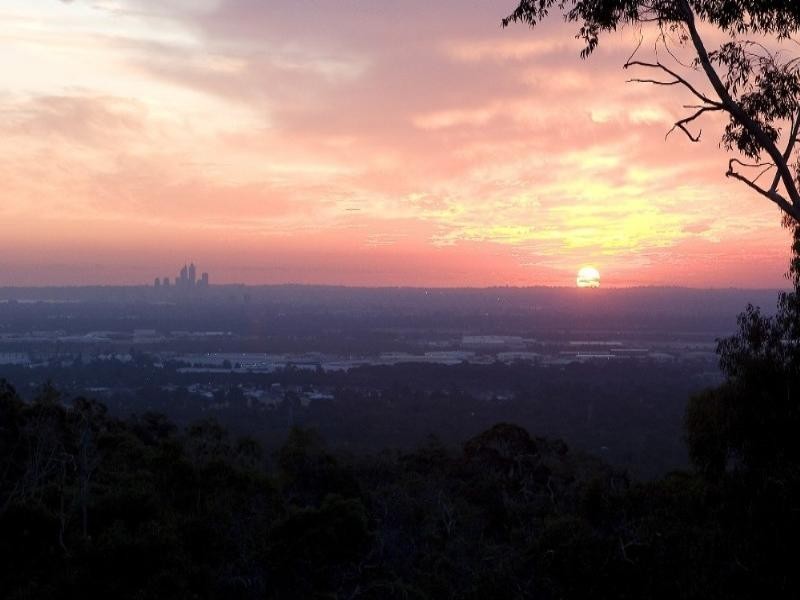 28 Josephine Crescent, Kalamunda WA 6076