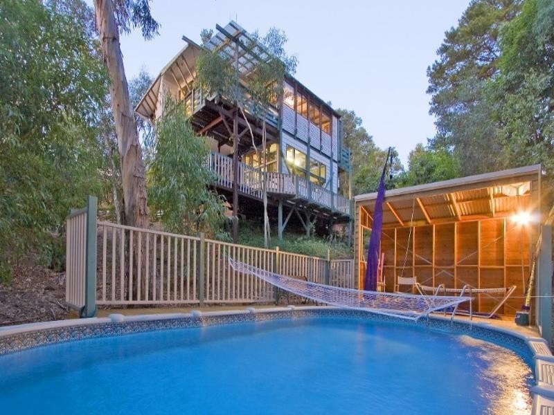 28 Josephine Crescent, Kalamunda WA 6076