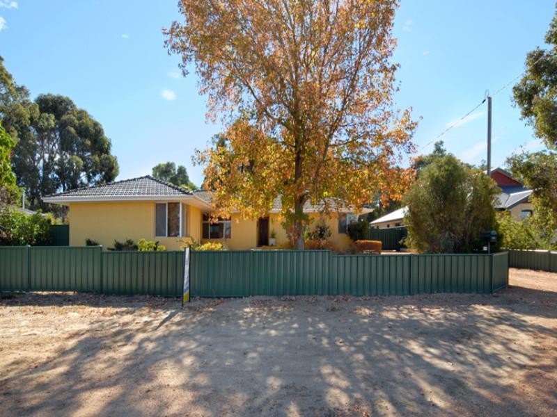29 Halleendale Road, Walliston WA 6076