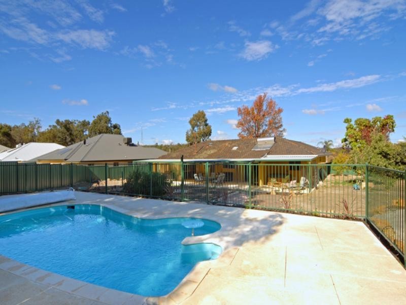 29 Halleendale Road, Walliston WA 6076