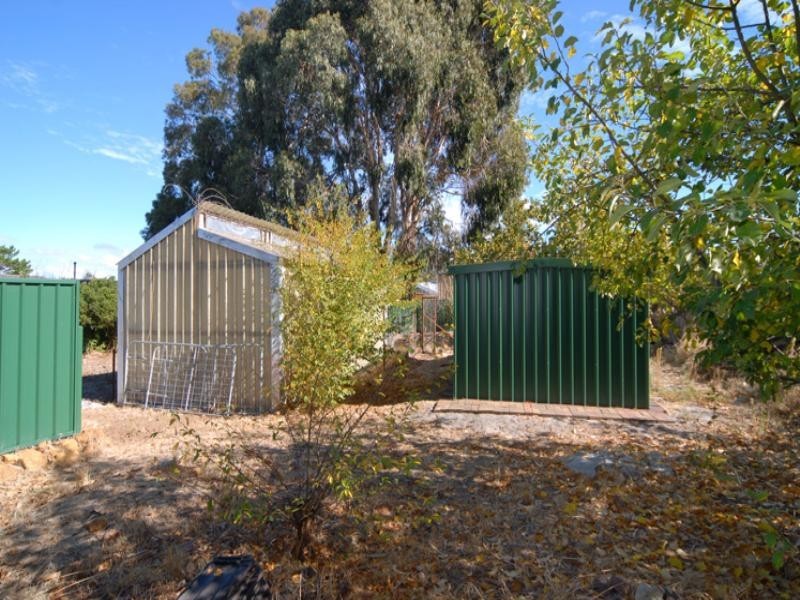 29 Halleendale Road, Walliston WA 6076