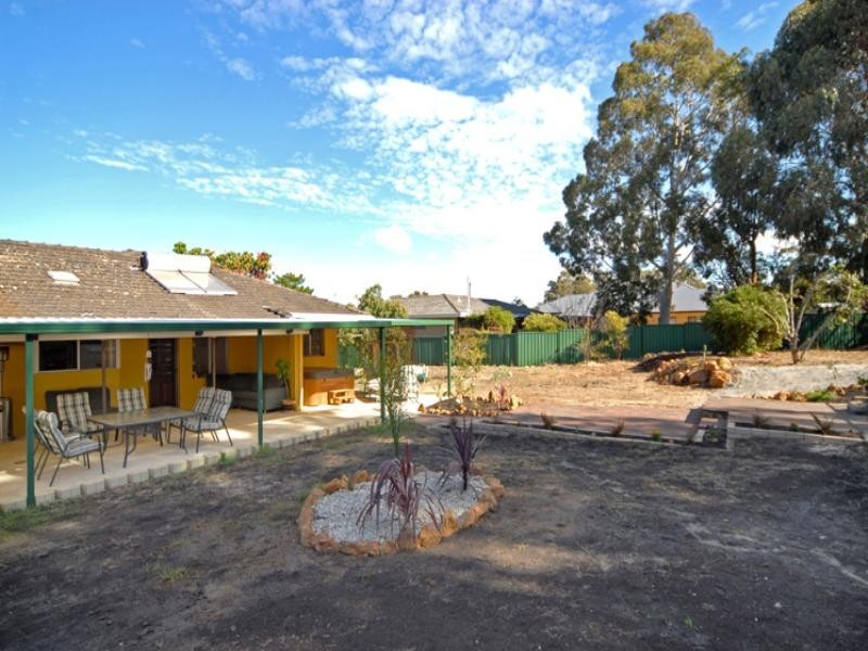 29 Halleendale Road, Walliston WA 6076