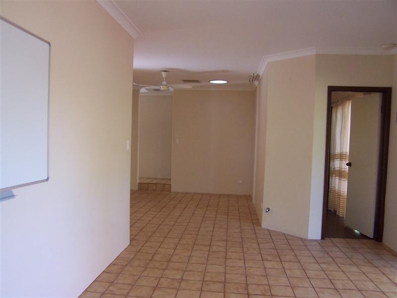 109 Glyde Road, Lesmurdie WA 6076