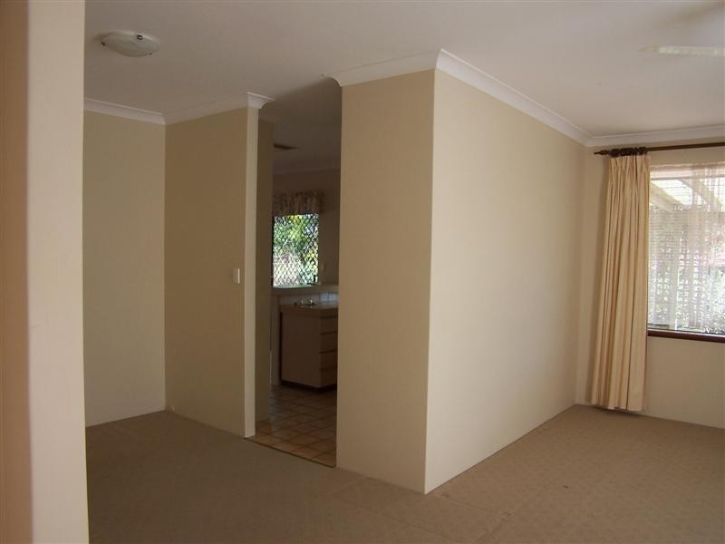 109 Glyde Road, Lesmurdie WA 6076