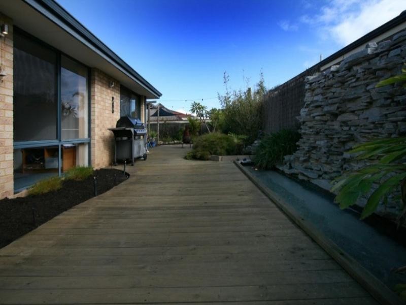 46 Myerson Crescent, Maida Vale WA 6057