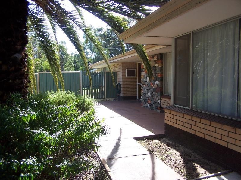 11 Shere Street, Kenwick WA 6107