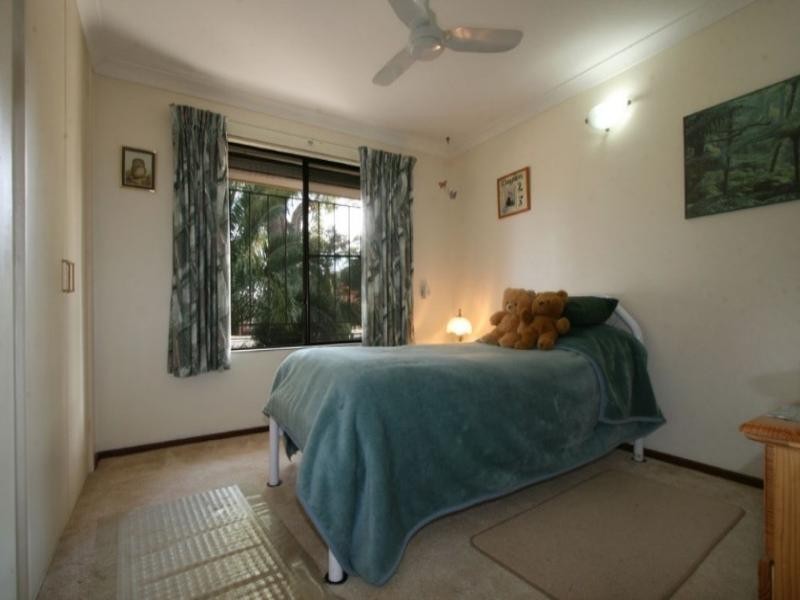 26 Aralia Way, Forrestfield WA 6058