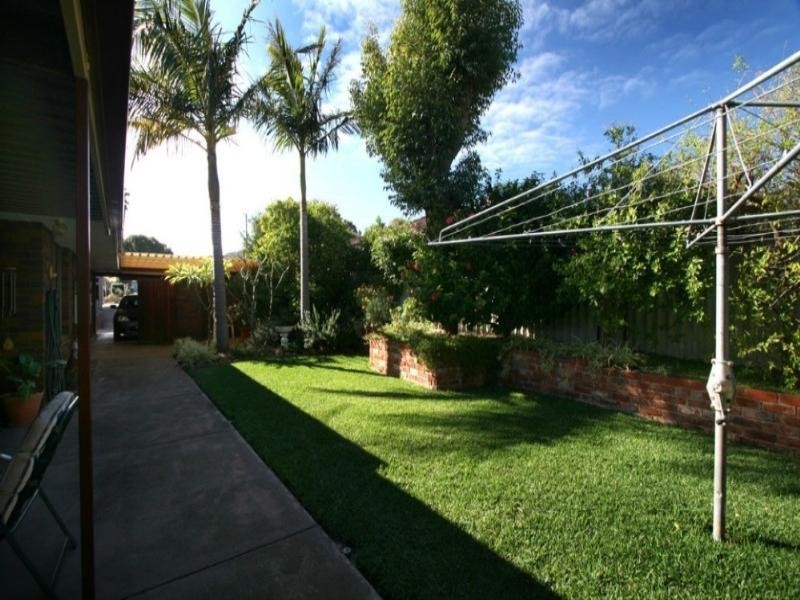 26 Aralia Way, Forrestfield WA 6058