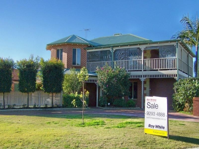 14 Kulungar Elbow, South Guildford WA 6055