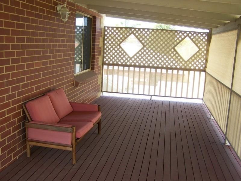 14 Kulungar Elbow, South Guildford WA 6055