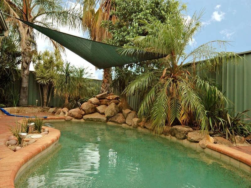 14 Kulungar Elbow, South Guildford WA 6055