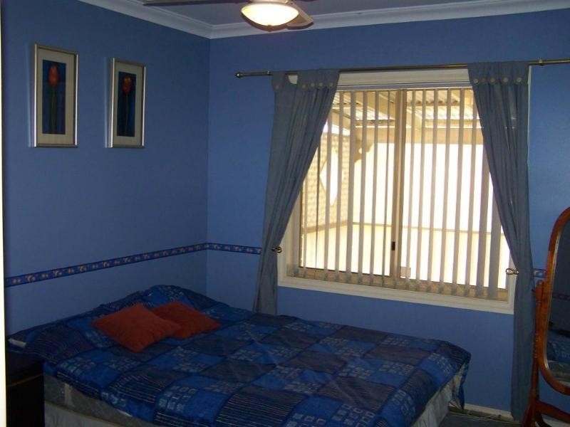 14 Kulungar Elbow, South Guildford WA 6055