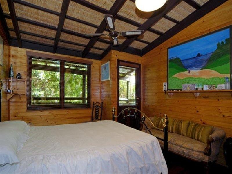 66 Spring Road, Kalamunda WA 6076