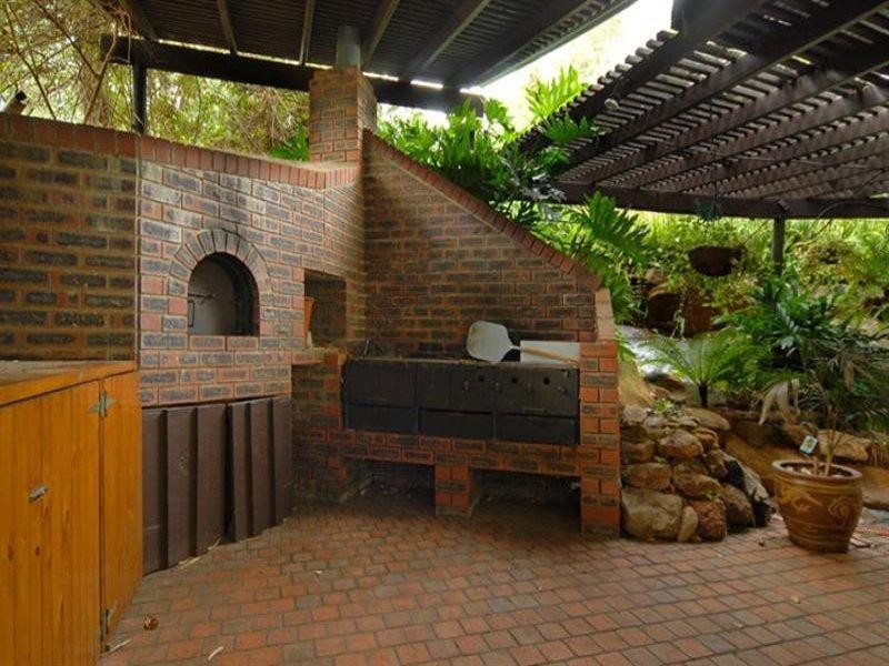 66 Spring Road, Kalamunda WA 6076