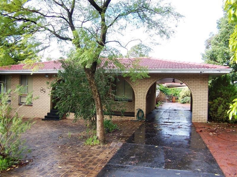 29 Mcrae Road, Kalamunda WA 6076
