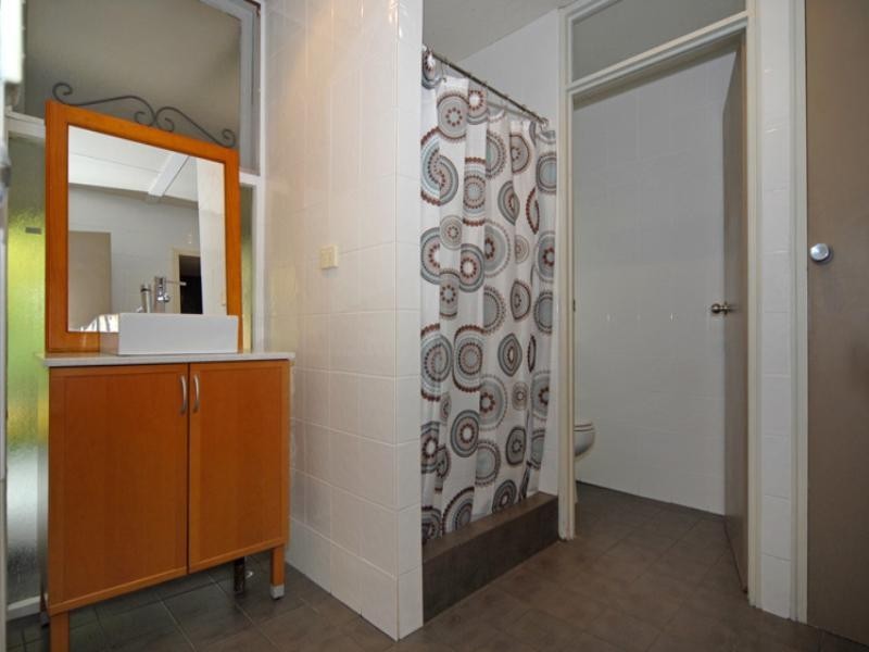 11 Vernallen Way, Lesmurdie WA 6076