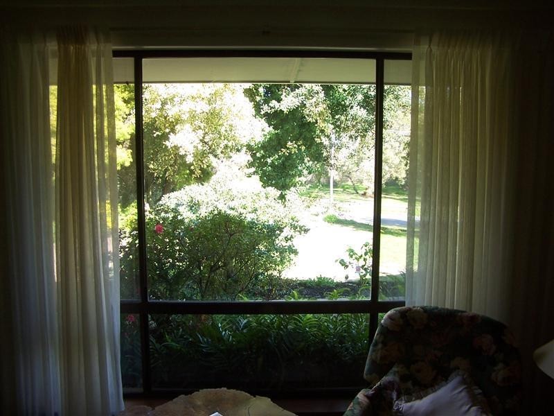 16 Fletcher Road, Lesmurdie WA 6076