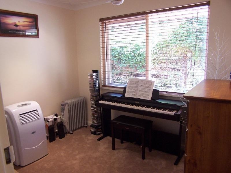 31 Baden Road, Kalamunda WA 6076