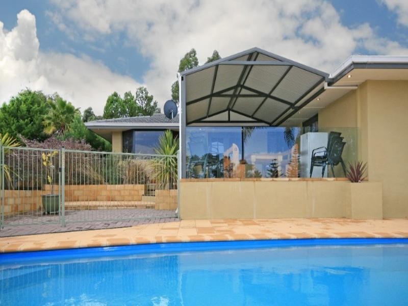 230 Canning Road, Lesmurdie WA 6076