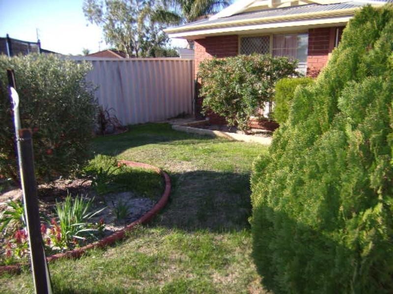 24 Koongee Cross, High Wycombe WA 6057