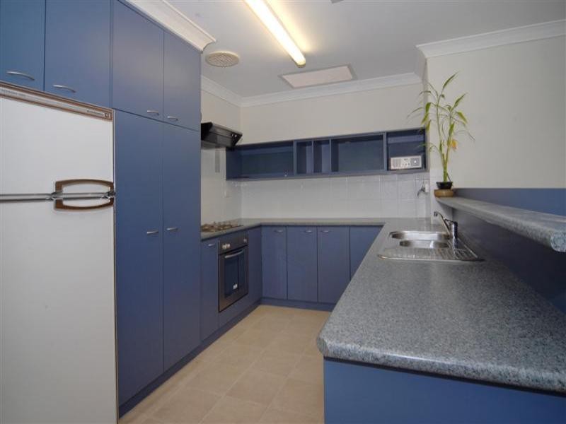 39 urch Road, Kalamunda WA 6076