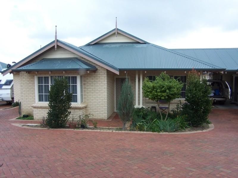 7/9 Secrett Lane, Kalamunda WA 6076