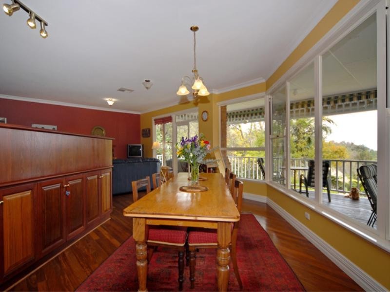 12 Alpine Road, Kalamunda WA 6076