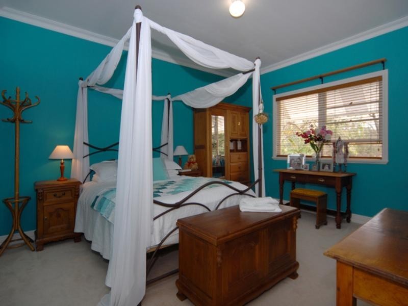 12 Alpine Road, Kalamunda WA 6076