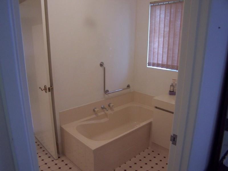 4/21 Central Road, Kalamunda WA 6076