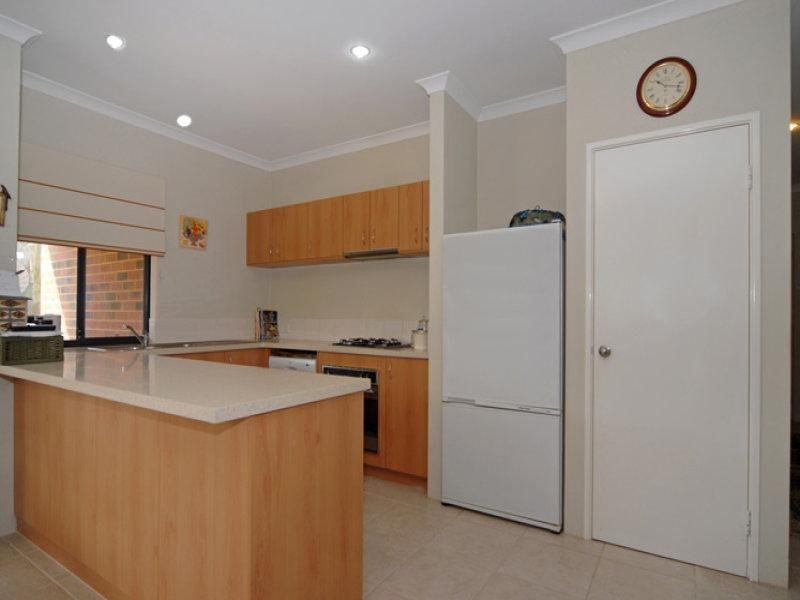 5/26 Lyndhurst Road, Kalamunda WA 6076