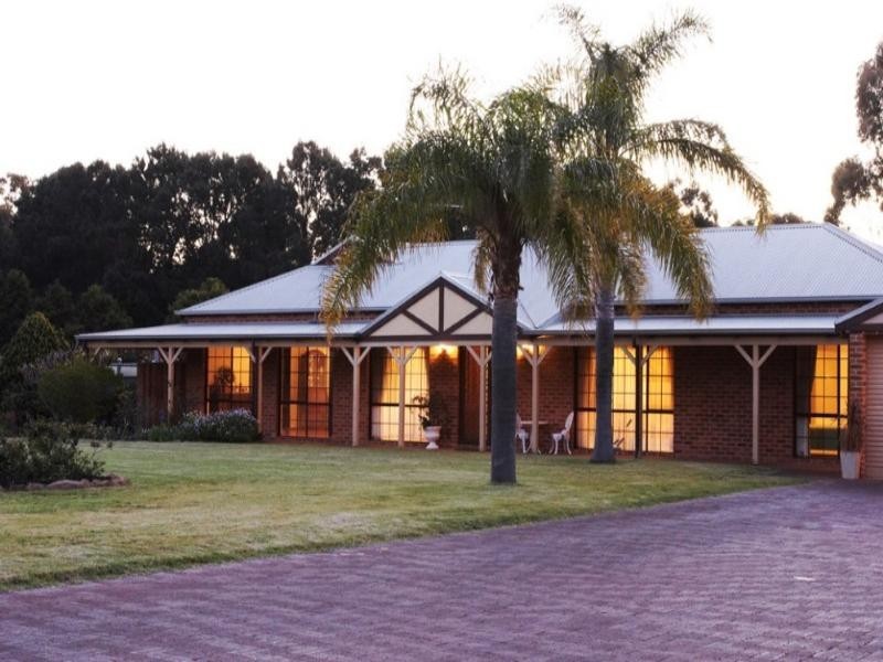 37 Hawkvalley Crescent, Maida Vale WA 6057