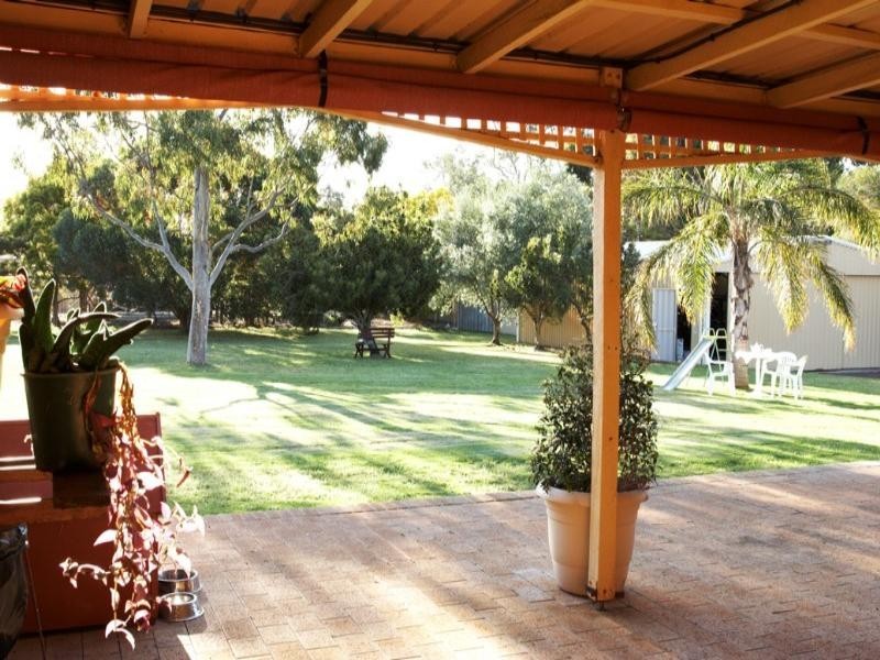 37 Hawkvalley Crescent, Maida Vale WA 6057