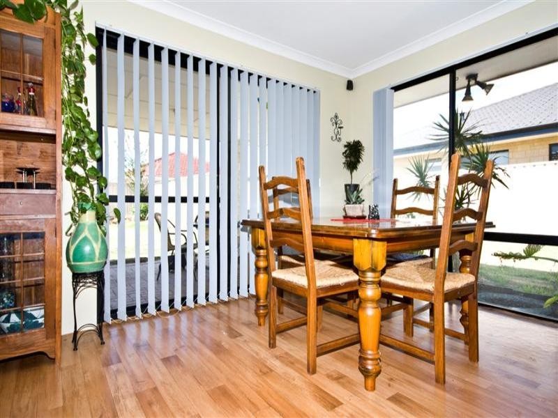 49 Myerson Crescent, Maida Vale WA 6057