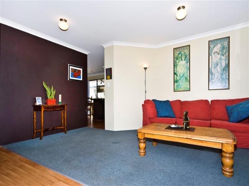 49 Myerson Crescent, Maida Vale WA 6057