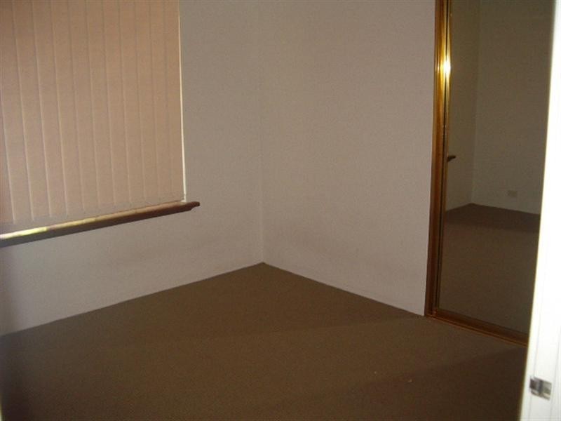 2/65 McMasters Street, Victoria Park WA 6100