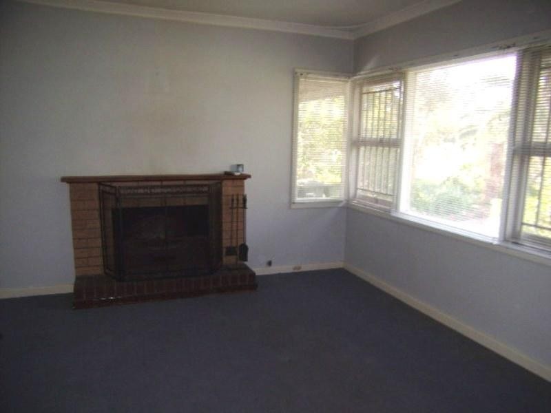 17 Stanley Street, Maida Vale WA 6057