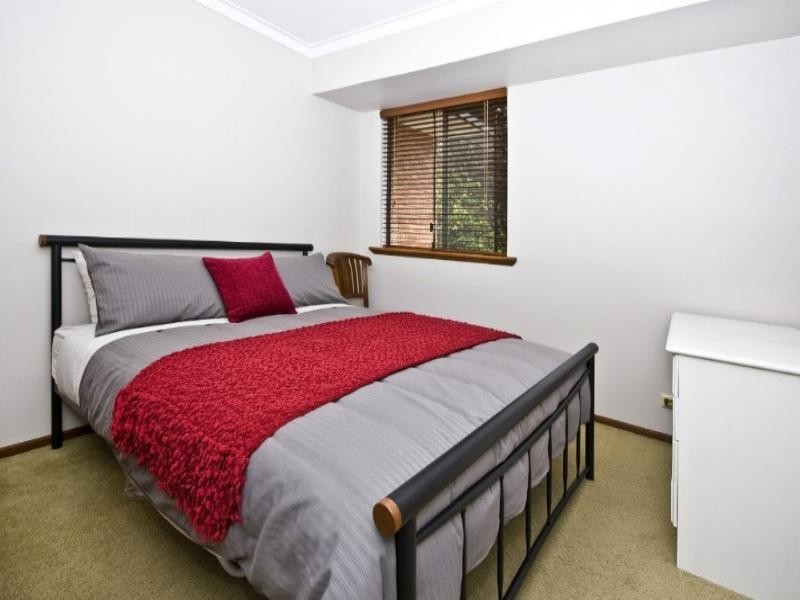 22 Cootamundra Way, Maida Vale WA 6057