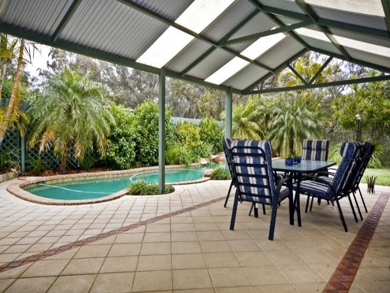 22 Cootamundra Way, Maida Vale WA 6057